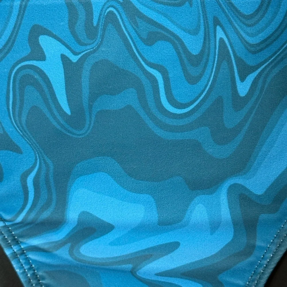 Ocean Blue Wave Women's Sz‎ L 3 Pc Bikini Set Top, Bikini Bottom & Cover Shorts